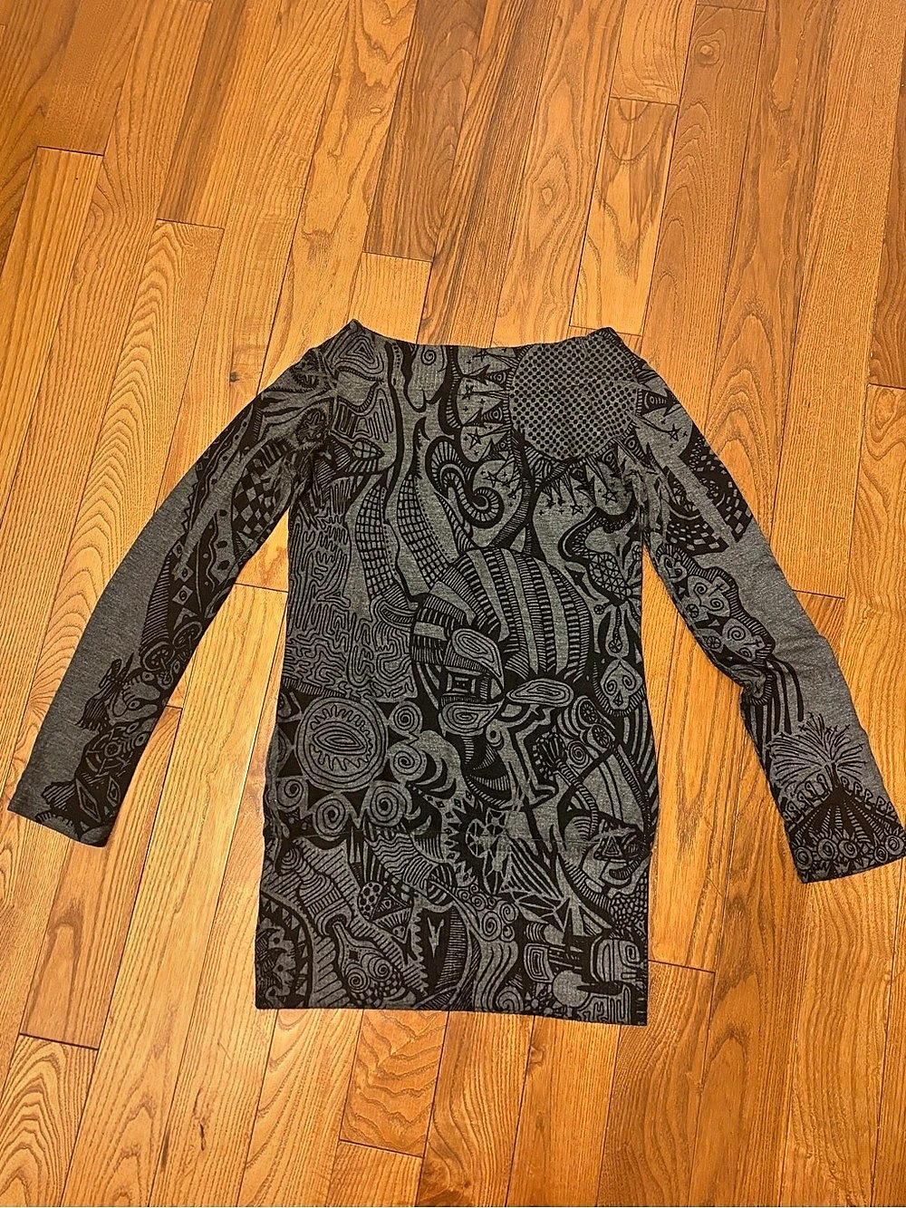ENTI Abstract Long Sleeve Sweater Top in Black & Gray Size Large